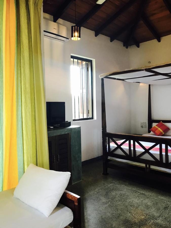 Lagoon Boutique Hotel Kanattagoda Экстерьер фото