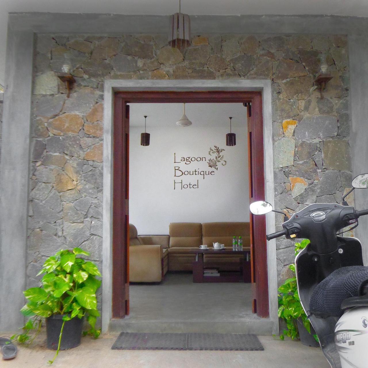 Lagoon Boutique Hotel Kanattagoda Экстерьер фото