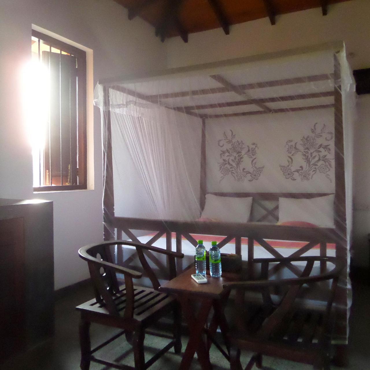 Lagoon Boutique Hotel Kanattagoda Экстерьер фото